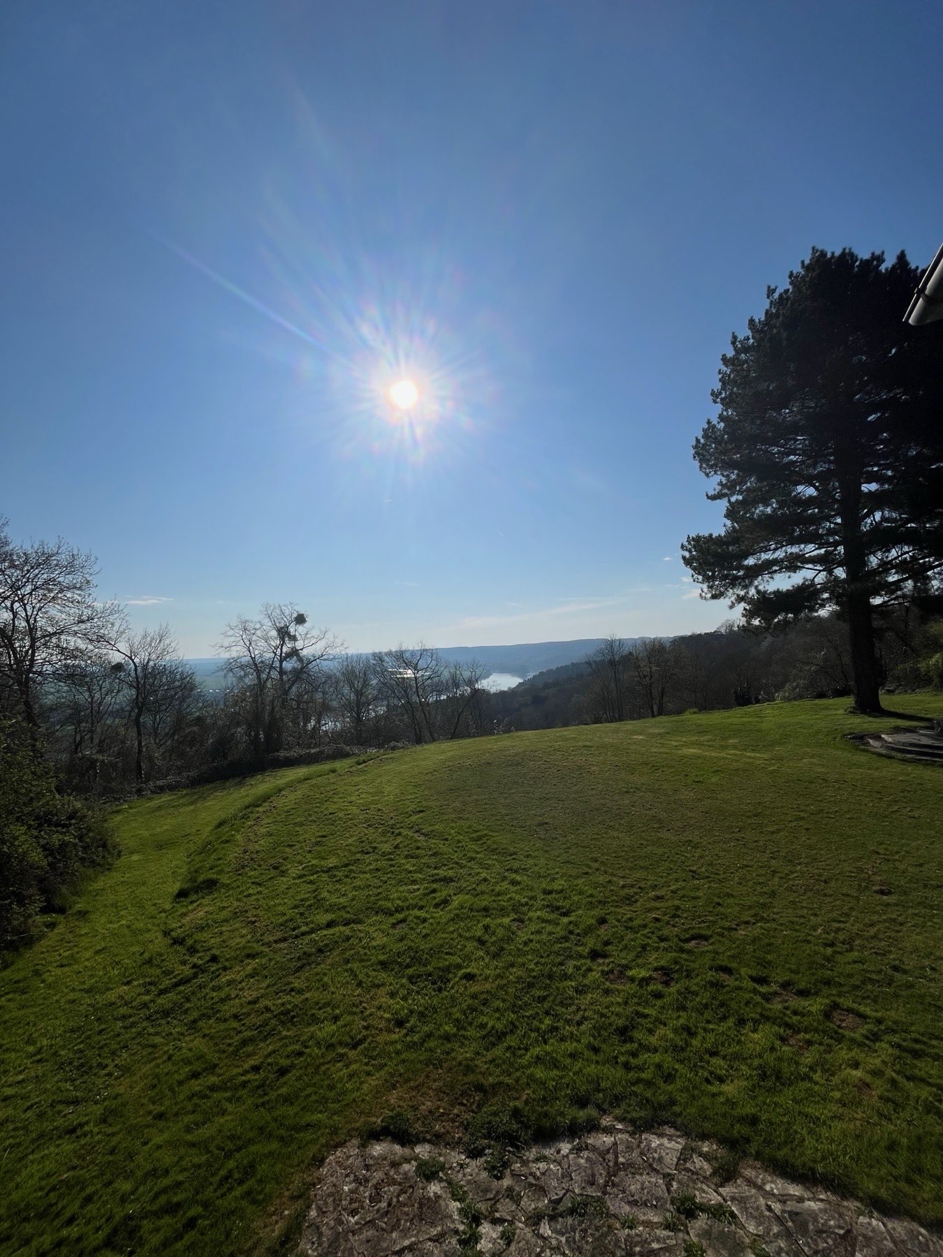 Vue panoramique sur la vallée de la Seine depuis le gîte du Manoir de la Houlette — Eure, Normandie
